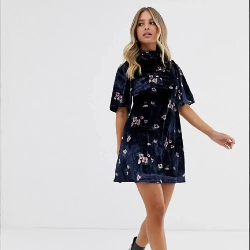 FREE PEOPLE Womens Be My Baby Navy Blue Velvet Mini Button Back Dress Size 2/XS